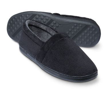 men's slippers with microfiber lining.